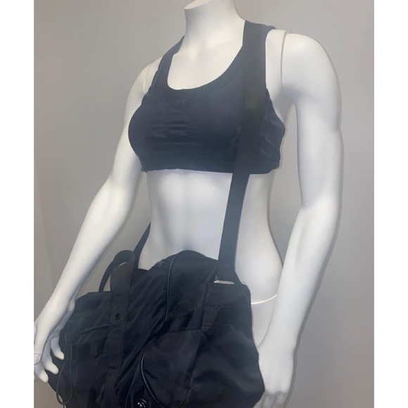 Large Lululemon Black Gym Bag - Picture 2 of 4